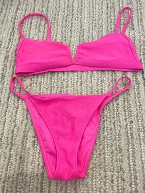 La Hearts Hot Pink Ribbed V-Wire Bikini Set